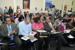 Público que asistió al lanzamiento del catálogo de Inafocam