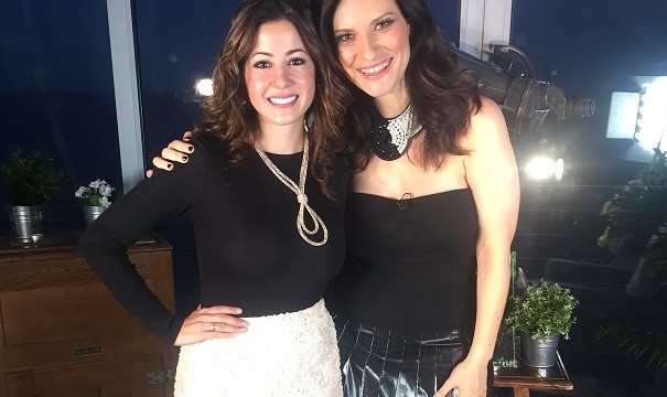 Laura Pausini y Danfne Guzmán.