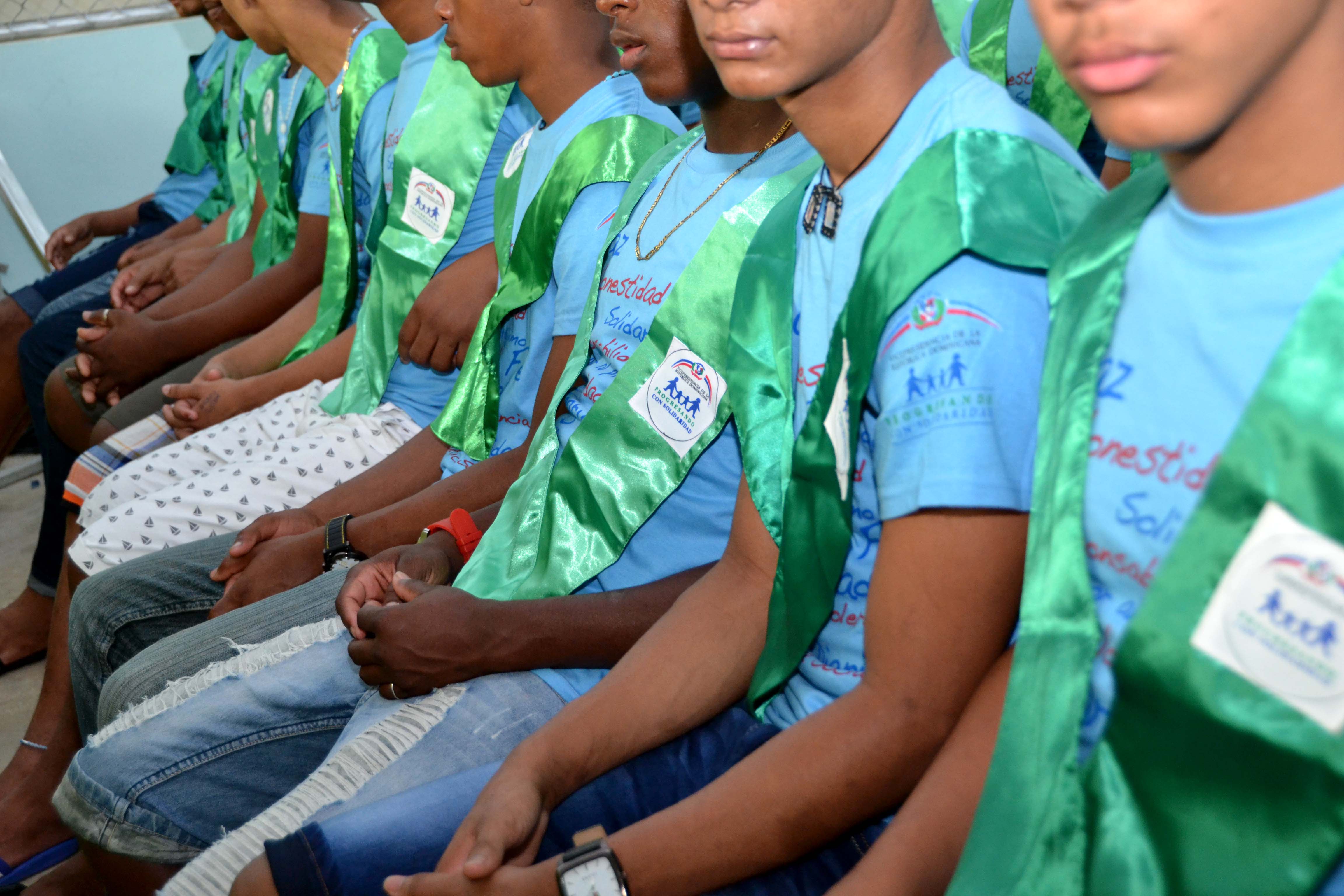 Graducacion CCPP ManoGuayabo Ciudad del Niño. Angel Gonzalez.