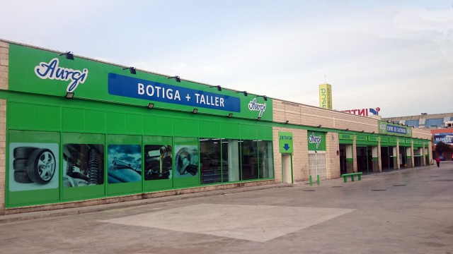 Exterior tienda Gavà (Barcelona)