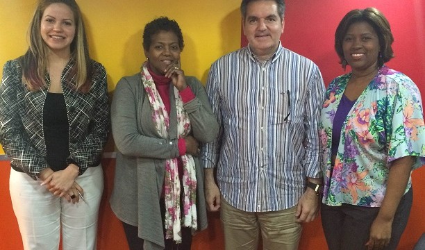 Neney Cabrera junto a  Rosa Alcántara, Tatiana Rosario y Patricia Arache