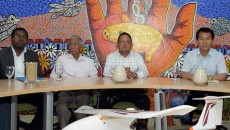 El ministro de Agricultura, Ángel Estévez presenta dron para proyecto arroz y otros rubros.