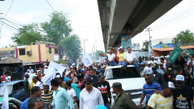 El candidato a la reelección Francisco Fernández encabeza recorrido,