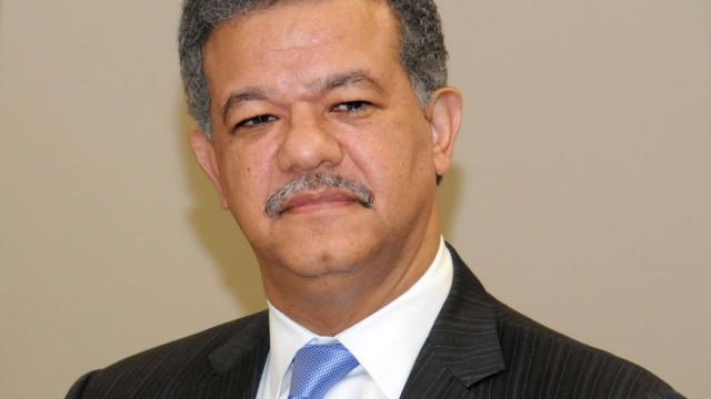 El ex presidente Leonel Fernández, presidente del PLD.