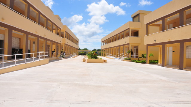 Uno de los centros escolares inaugurado este martes por el presidente Danilo Medina.