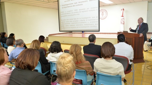 El especialista español Paulino Murillo ofrece conferencia “Investigar sobre la Mejora Escolar Retos y Desafíos”