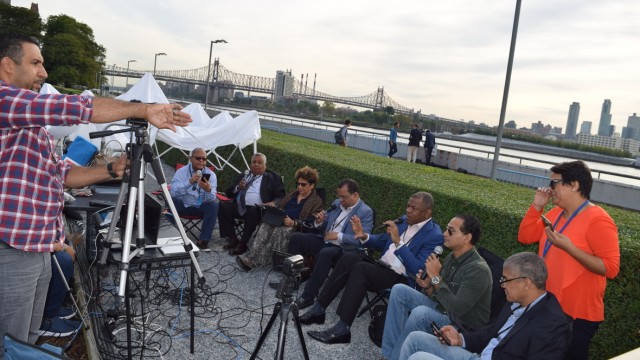 Staf del Sol de la Mañana transmite desde Nueva York.