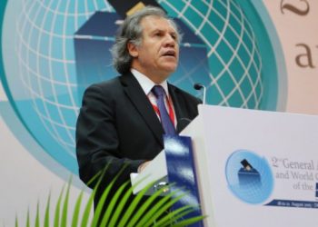 El secretario general de la OEA estuvo invitado a la conferencia de los organismos electorales.