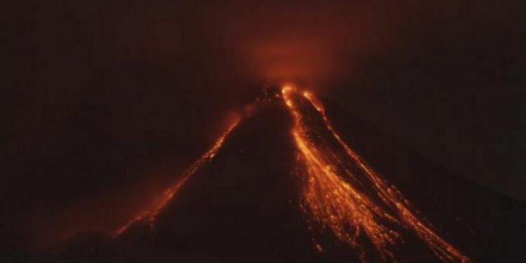 Volcán en la RD del Congo.