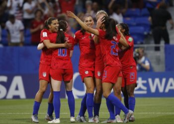 07-02-2019 Christen Press de EE.UU. celebra su gol con sus compañeros de equipo durante la Copa Mundial Femenina de la FIFA Francia 2019, semifinal del partido de fútbol entre Inglaterra y EE.UU. el 2 de julio de 2019 en el Stade de Lyon en Lyon, Francia - Foto Romain Biard / Deportes / DPPI
DEPORTES
Romain Biard / DPPI / AFP7 / Europapress