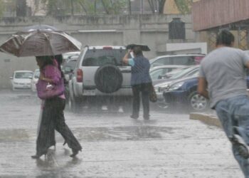 Intensas lluvias afectan varias provincias de la RD; 23 localidades en  alertas