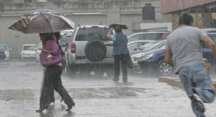 Intensas lluvias afectaran varias provincias de la RD; 23 localidades en  alertas