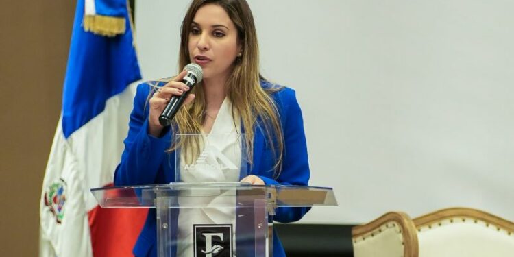 Annerys Meléndez, presidenta de ACOPROVI