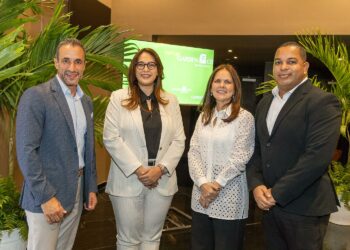 José Reyes, Raysa Reyes, Maribel Manzuelta y Henry Suárez.