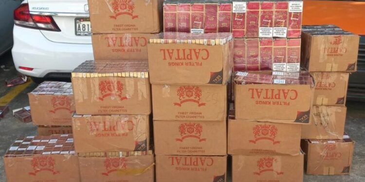 Apresan a mujer con más de 8,000 cajetillas de cigarrillos de contrabando en SDE